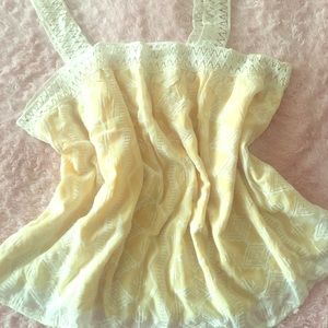 🌻2/$10🌻 Yellow Tank Top